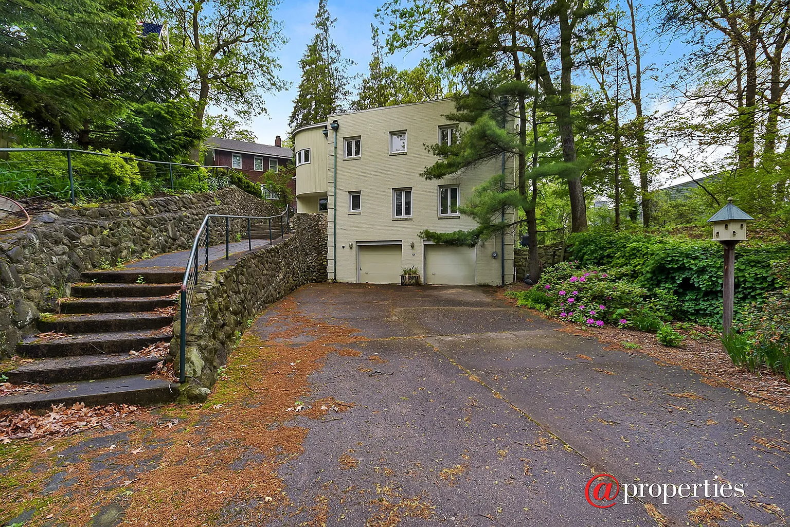 3008 Northmoor Trl photo 1