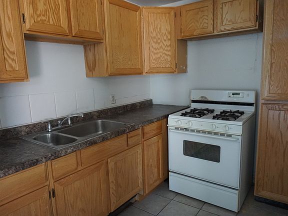2nd image of 188 E Baird Ave APT 4