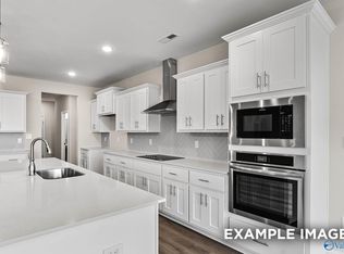 109 Creek Park Dr, Meridianville, AL 35759