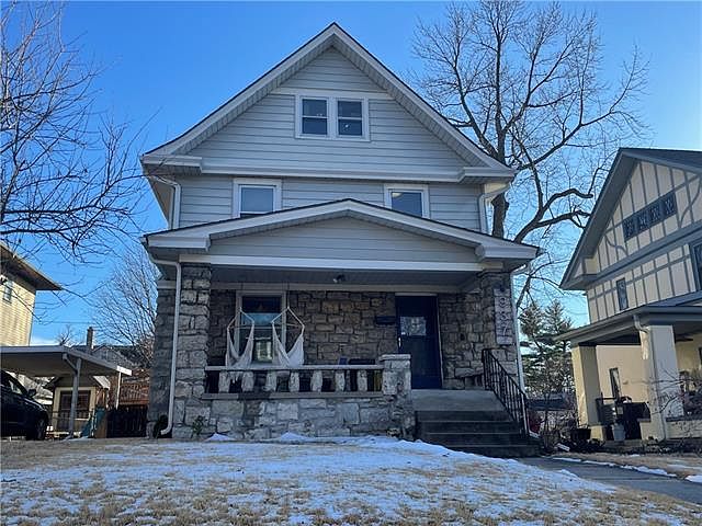1st image of 937 W 33rd Ter