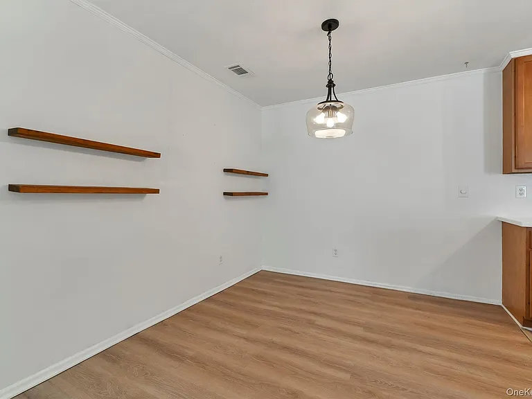 48 Homestead Village Dr — Photo 11