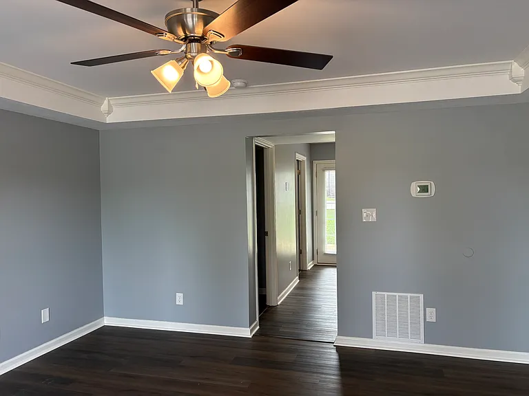114 Seven Oaks Dr — Photo 3