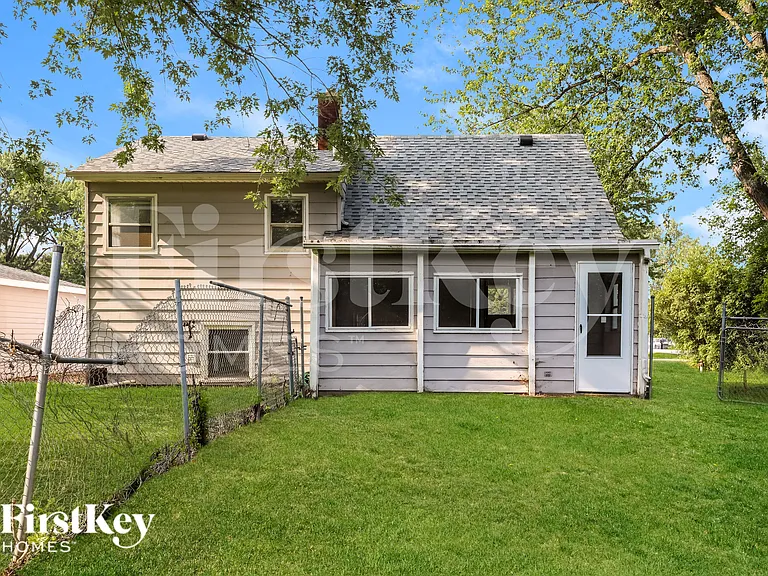 12865 W Highland Ave — Photo 15