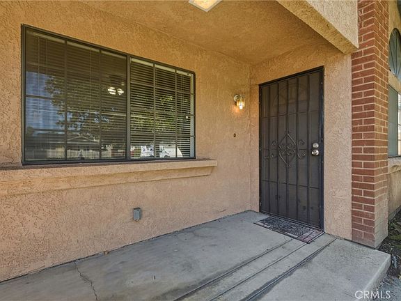 2nd image of 539 N Pasadena Ave #1