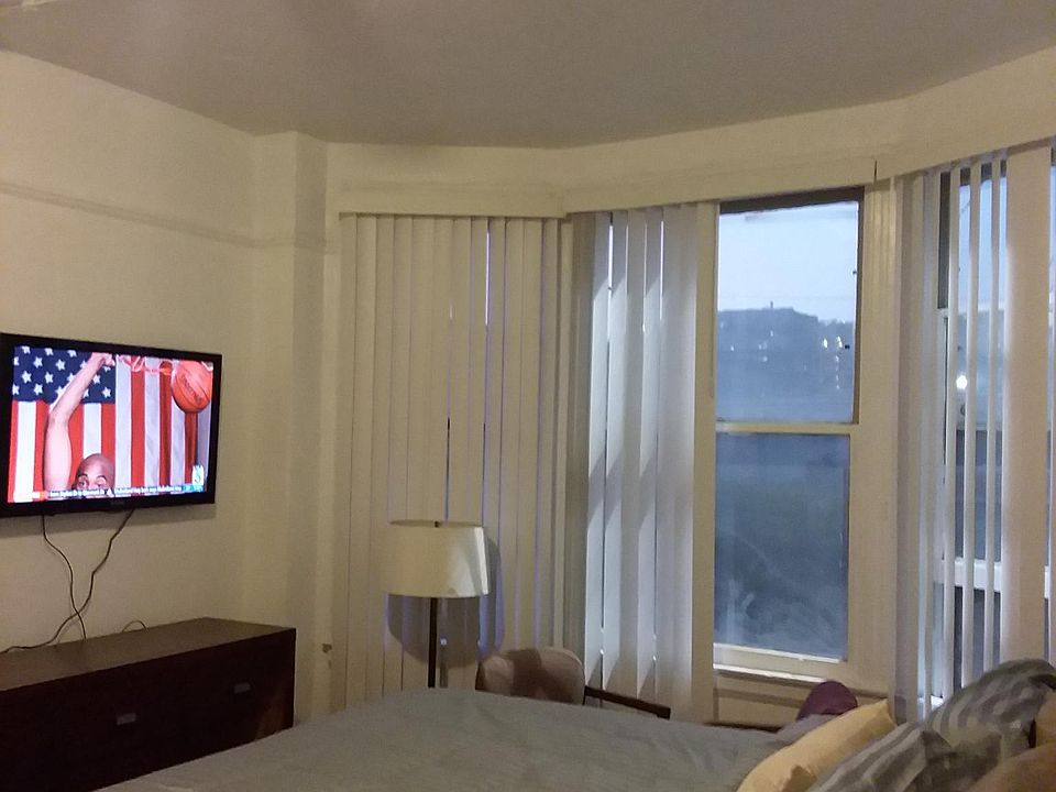 1st image of 722 S San Pedro St #1