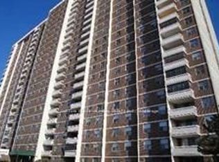 205 Hilda Ave #906, Toronto, ON M2M4B1