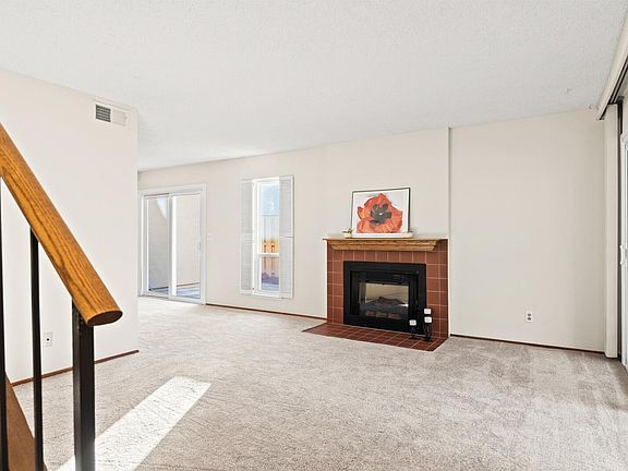3rd image of 125 Connemara Way APT 141