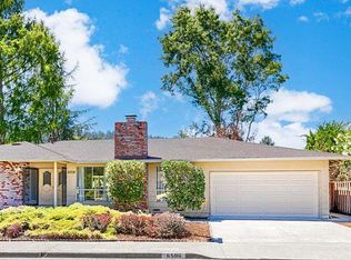 6596 Meadowridge Dr, Santa Rosa, CA 95409