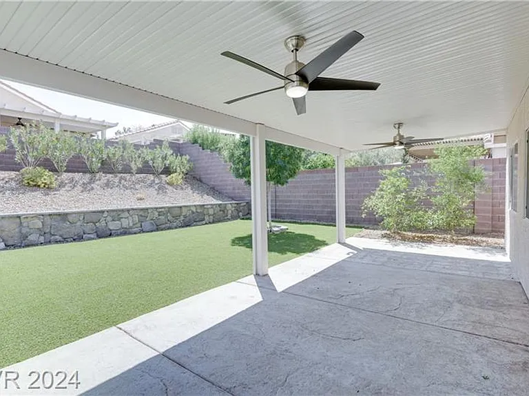 1088 Snow Roof Ave — Photo 45