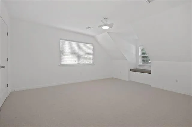 133 Louise Dr — Photo 17