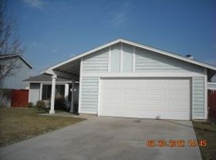 29630 Singing Wood Ln, Menifee, CA 92586