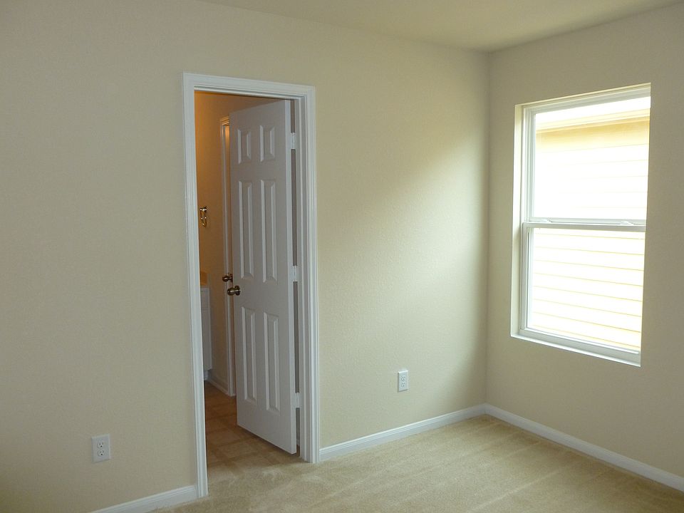 1st image of 19339 English Pine Ct