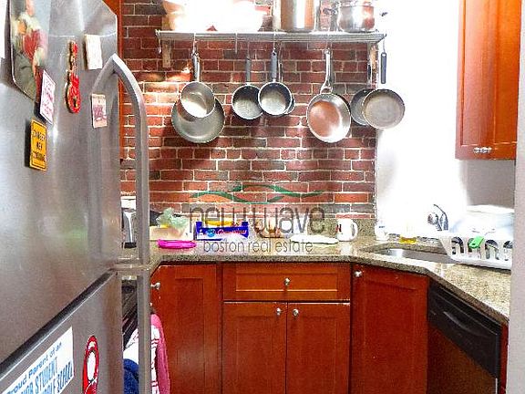 5th image of 752 Tremont St #5