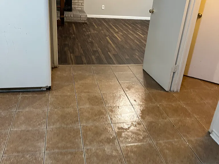 711 E Timberview Ln — Photo 14
