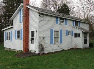 2121 Dutch Rd, Fairview, PA 16415