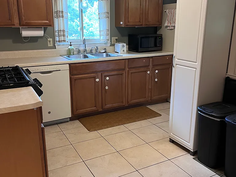 409 Conley Dr — Photo 10