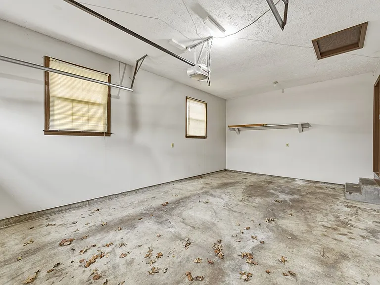 3133 Murr Ln — Photo 10