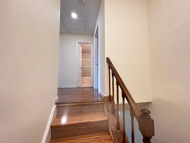 543 Manchester Ct — Photo 10