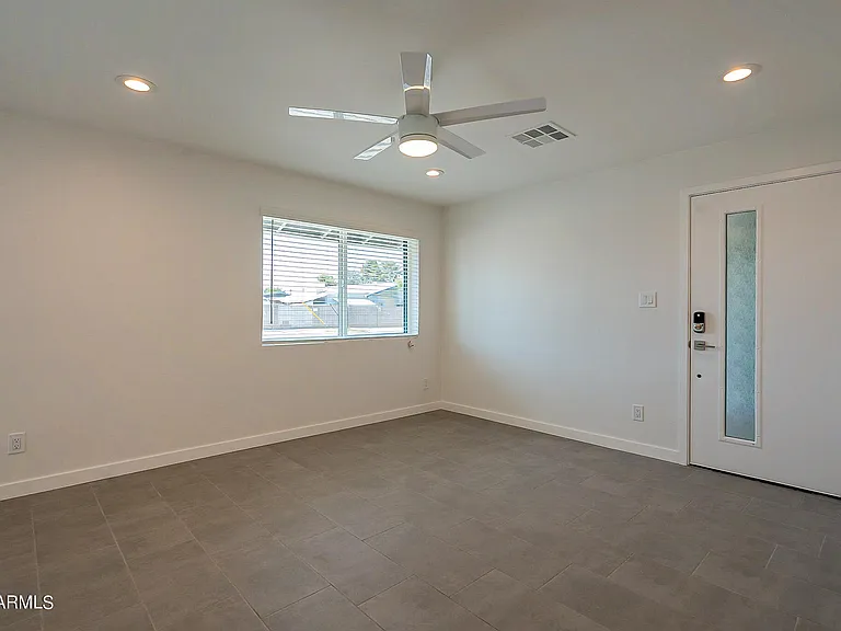 4639 N 12th Ave #2 — Photo 13