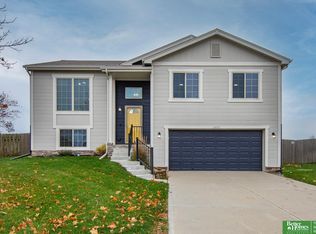 4409 Brook St, Bellevue, NE 68123