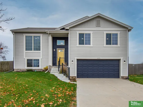 4409 Brook St, Bellevue, NE 68123