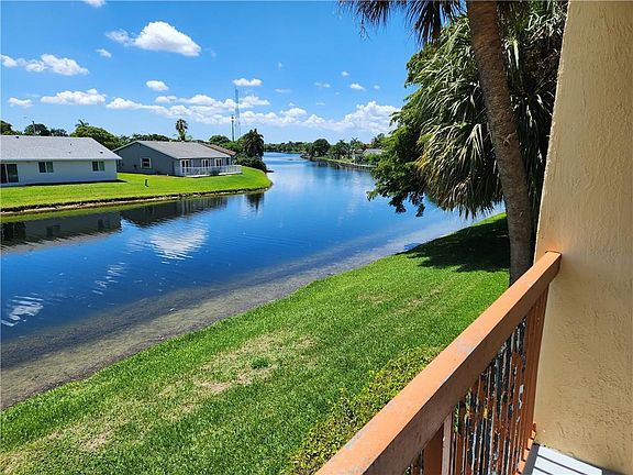 3rd image of 7650 Westwood Drive #521