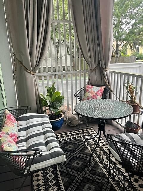 Charming private porch