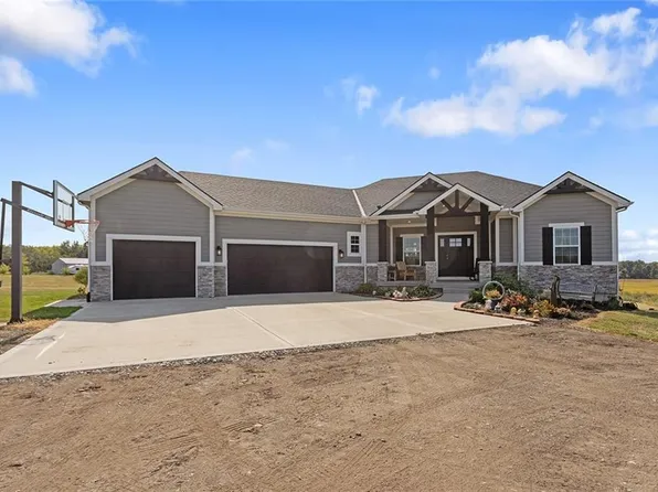 6155 County Road Kk, Smithville, MO 64089