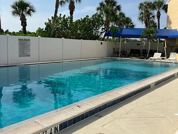 5th image of 14459 River Beach Dr APT D-225