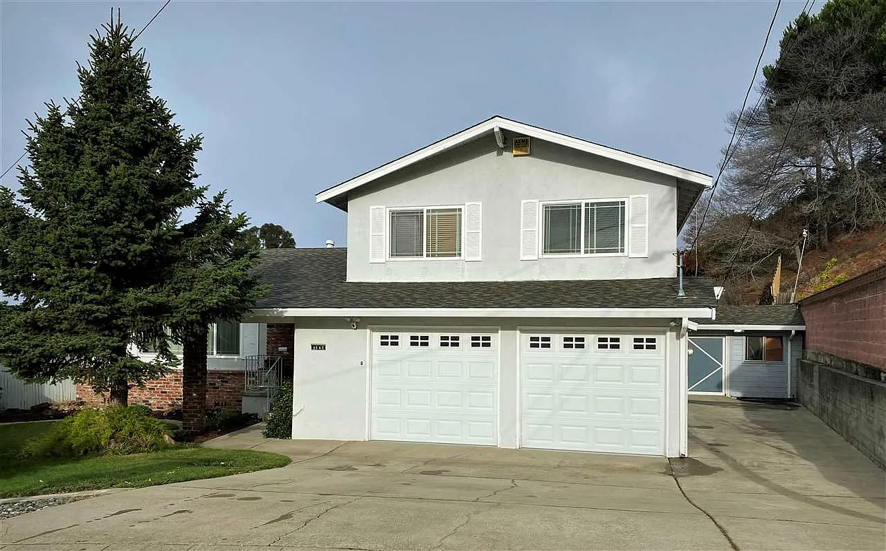 2182 San Remo Ct photo 1