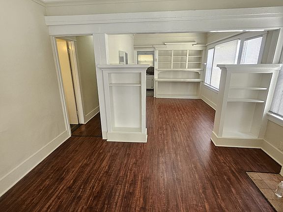 4th image of 732 S Carondelet St #732