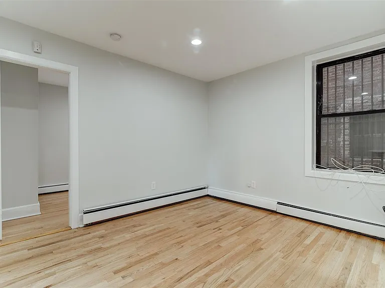 465 Jersey Ave #1 — Photo 12