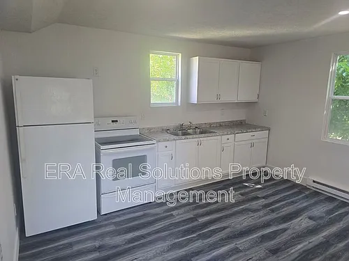 1370 East Ave Photo 1