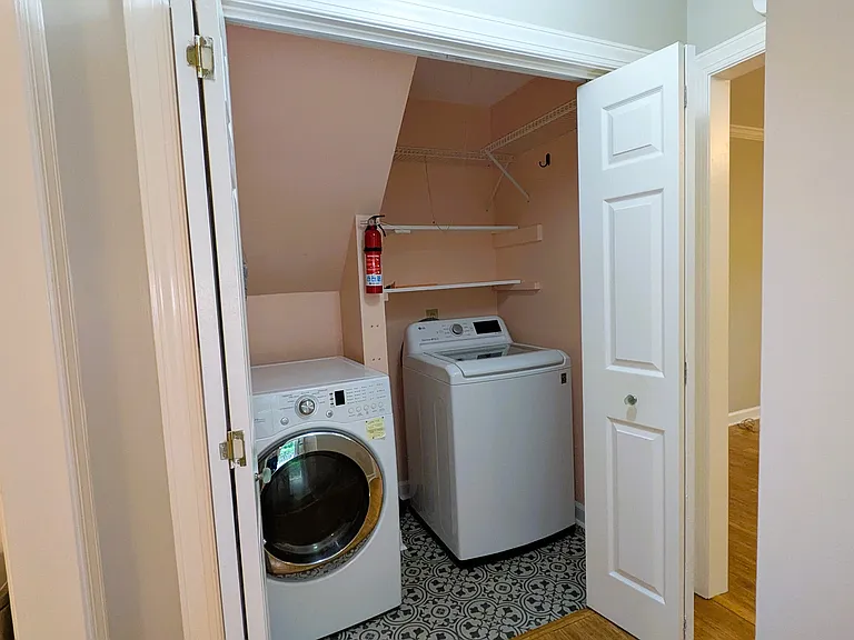 132 Gold Meadow Dr — Photo 10