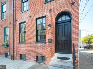 128 Queen St, Philadelphia, PA 19147