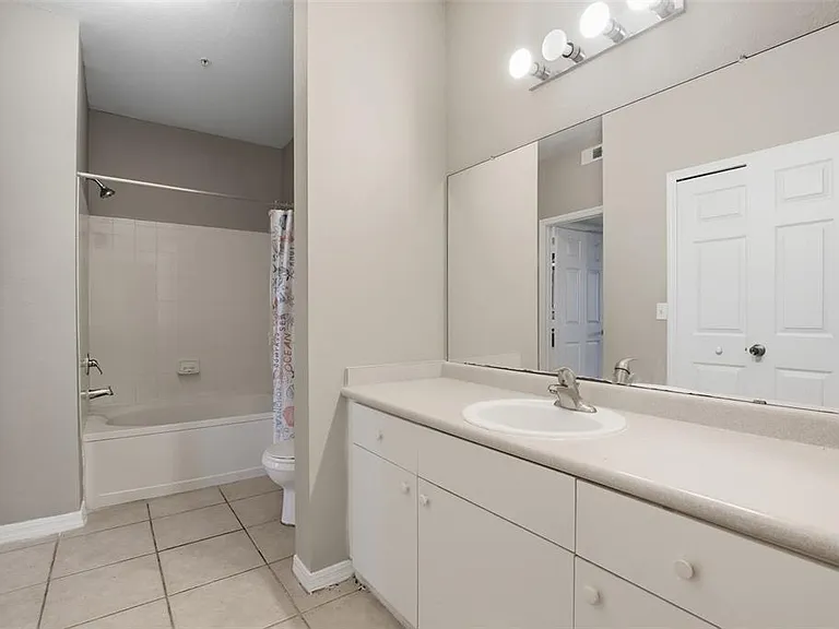 5132 City St #317 — Photo 9