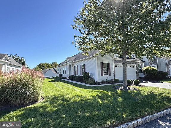 2nd image of 1623 Boxwood Rd