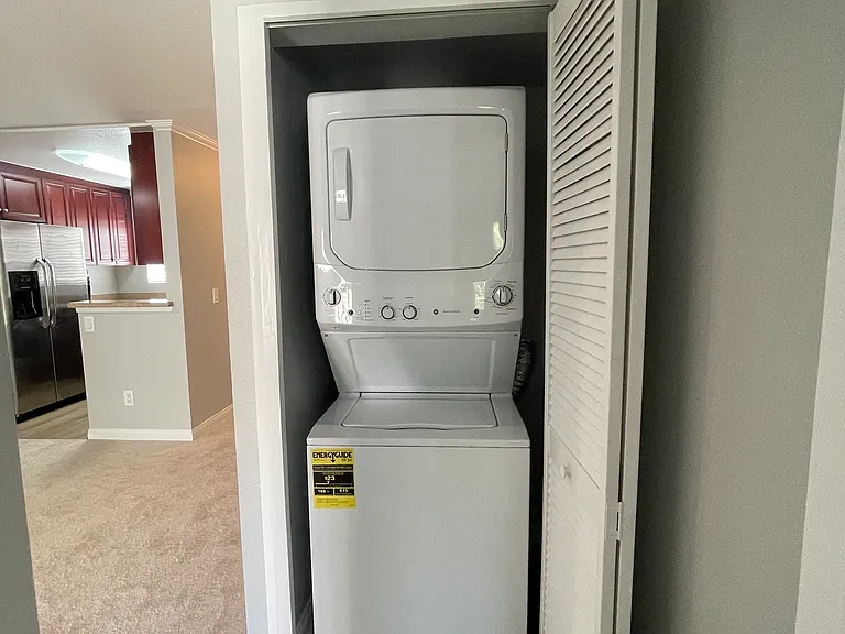 21520 Burbank Blvd #200 — Photo 8