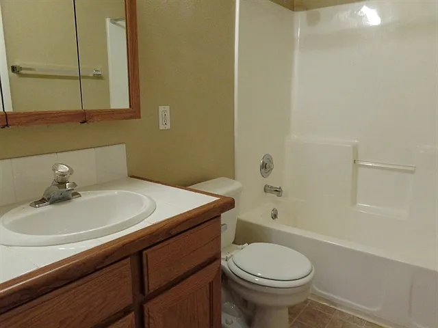 4106 S Parker Dr — Photo 7