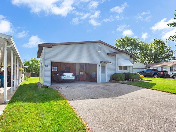2nd image of 155 E 48th St Lot 51