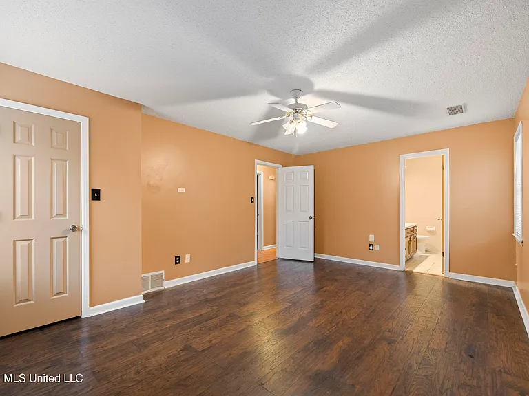7188 Skidmore Cv — Photo 19