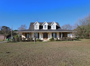 14405 Timber Ridge Dr, Moss Point, MS 39562