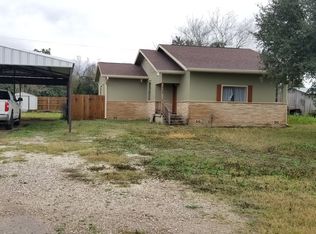 502 E Tips St, Three Rivers, TX 78071