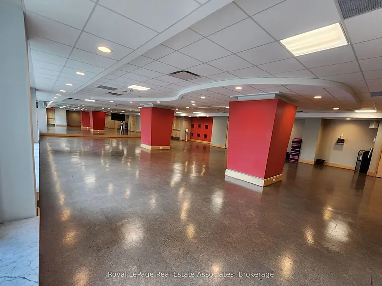 10 Yonge St #507 — Photo 24