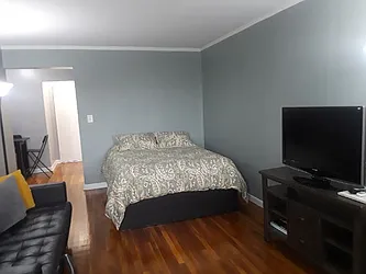 Rented by Chana Ofek, LREB