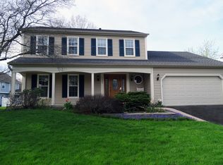 1704 Jeanette Ave, Saint Charles, IL 60174
