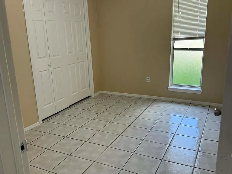 6122 S Greenpark Dr — Photo 11