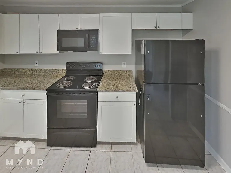 2515 Winterfield Dr — Photo 6