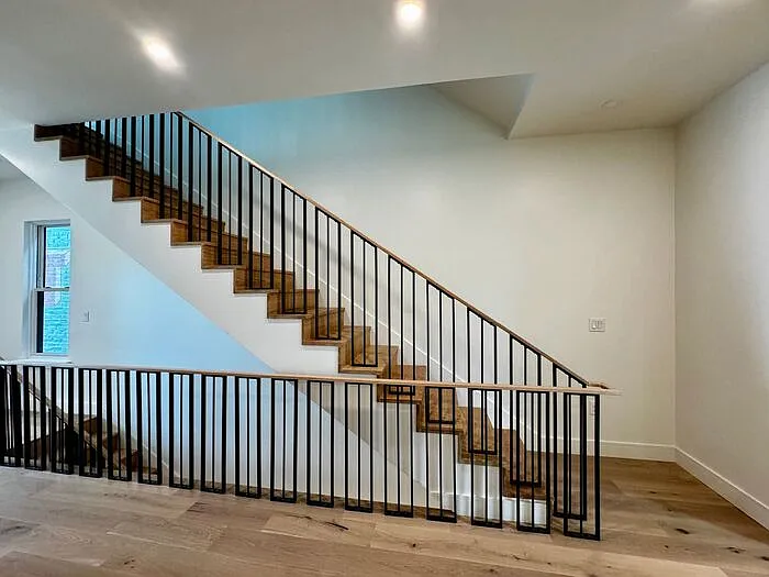 230 Washington St NE — Photo 29