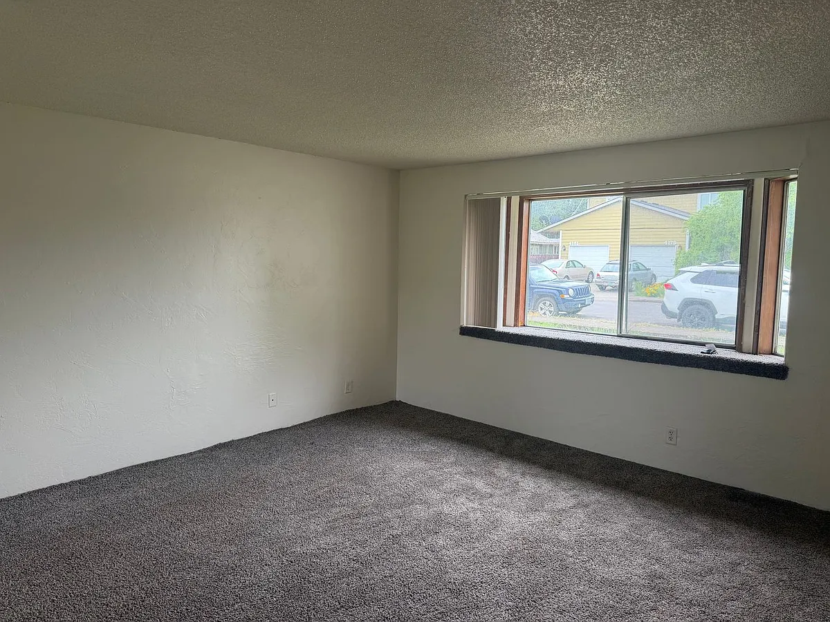 Building Photo - 4168 Bluebelle Way